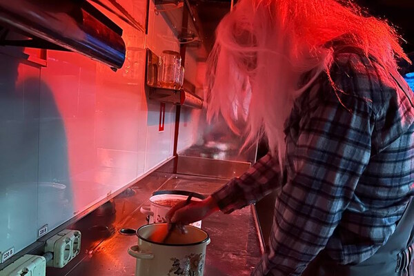 Поворот не туда. Кровавое начало